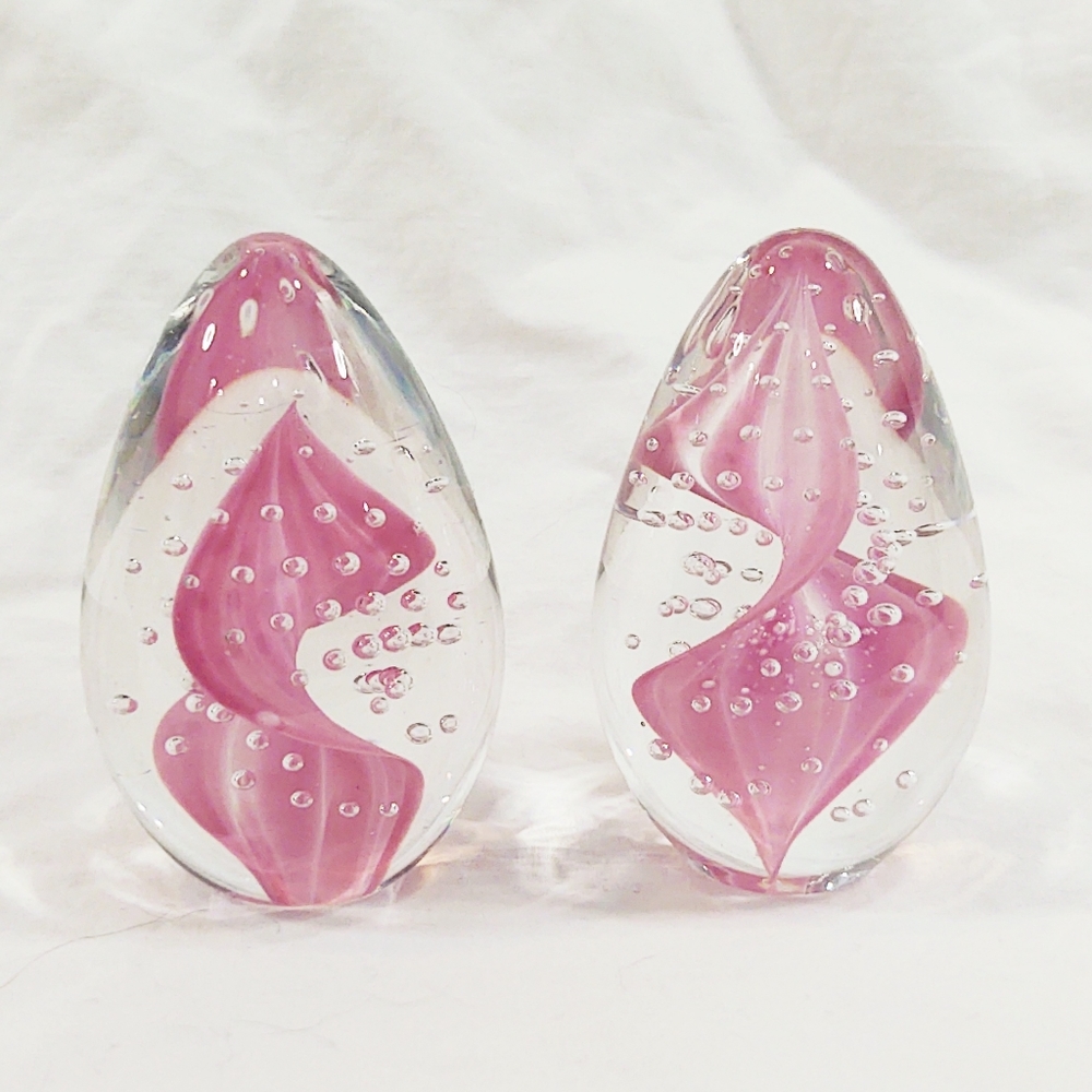 Pair of Glass Eye Studies Hand-Blown Art Glass Pink Egg Paperweights